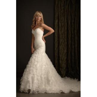 Allure Romance Wedding Gown Ivory Size 10 Image